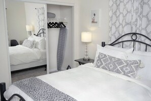 1 dormitorio, escritorio, tabla de planchar con plancha y wifi gratis