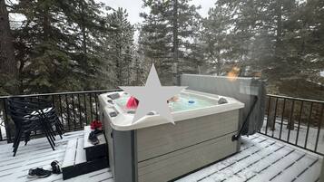 Baignoire à remous extérieure