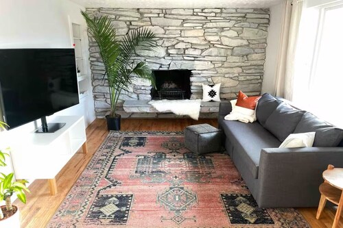 Modern 4BR Retreat | Sleeps 12 | Near SLC