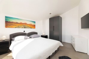 3 bedrooms, internet