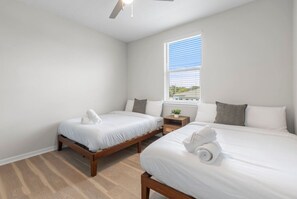 2 bedrooms, desk, iron/ironing board, WiFi