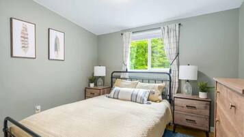2 chambres, lit parapluie, Wi-Fi gratuit, draps fournis