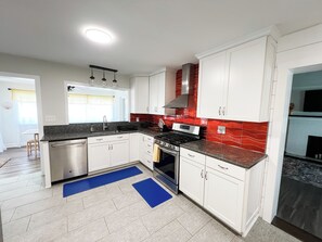 Microwave, oven, stovetop, dishwasher