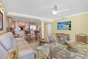 Unclassified image, 3 of 28, button