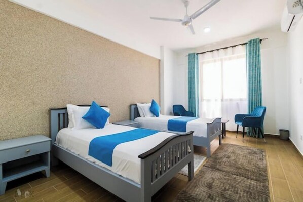 2 bedrooms, iron/ironing board, internet, bed sheets