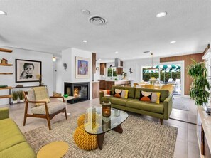 Smart TV, fireplace - The Dexter Palm Springs - Mid-Century Magic Meets Modern Luxury in Palm Springs (Palm Springs)