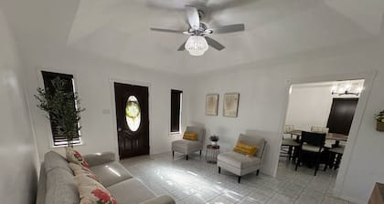 THE HOME OF THE EXPLORERS ,close to SpaceX,Rio grande LNG ,Port Isabel,airport