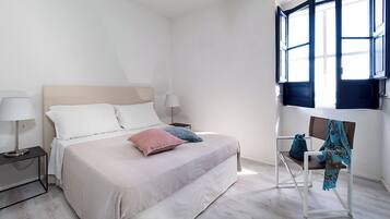 4 Schlafzimmer, Bügeleisen/Bügelbrett, Reisekinderbett, WLAN