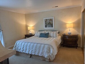 3 chambres, fer et planche à repasser, accès à Internet, literie fournie