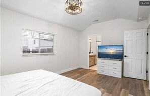 3 habitaciones, tabla de planchar con plancha y wifi gratis 