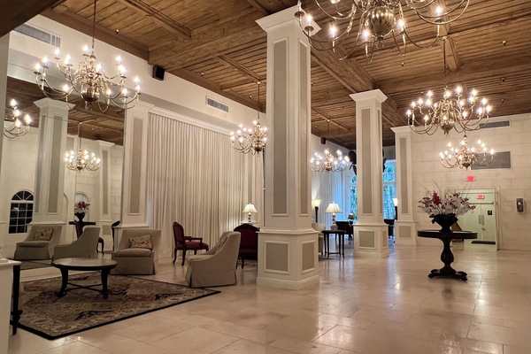 BLUE ORCHID | Lobby