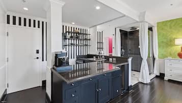 LIMEGREEN ORCHID | Private kitchen