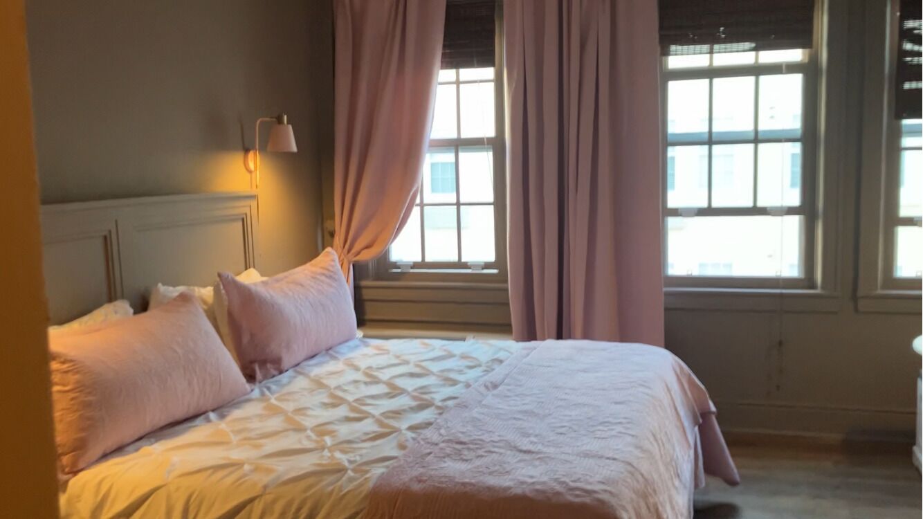 ROSE ORCHID | 高級寢具、羽絨被、遮光窗簾/窗簾、熨斗/熨衫板