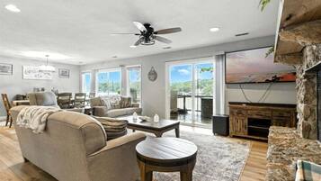 Smart-tv, pejs, videospil, kontorer