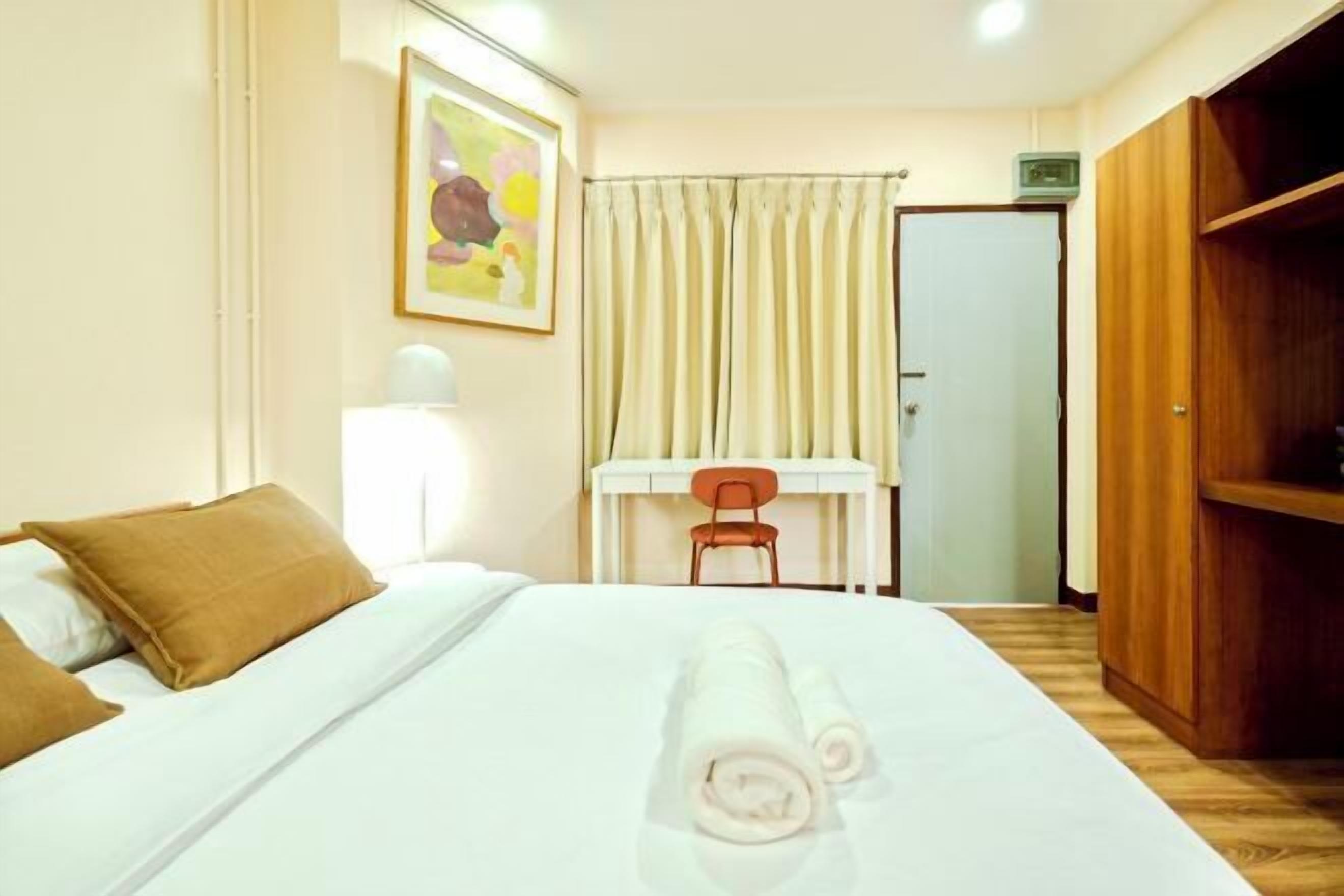 Wi-Fi gratuit, draps fournis