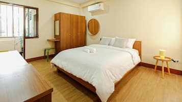 Chambre Standard double | Accès au Wi-Fi (inclus), literie fournie