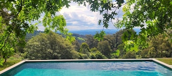 The Cottage at Mirador Springs Retreat Gippsland -just 90 mins from Melbourne.