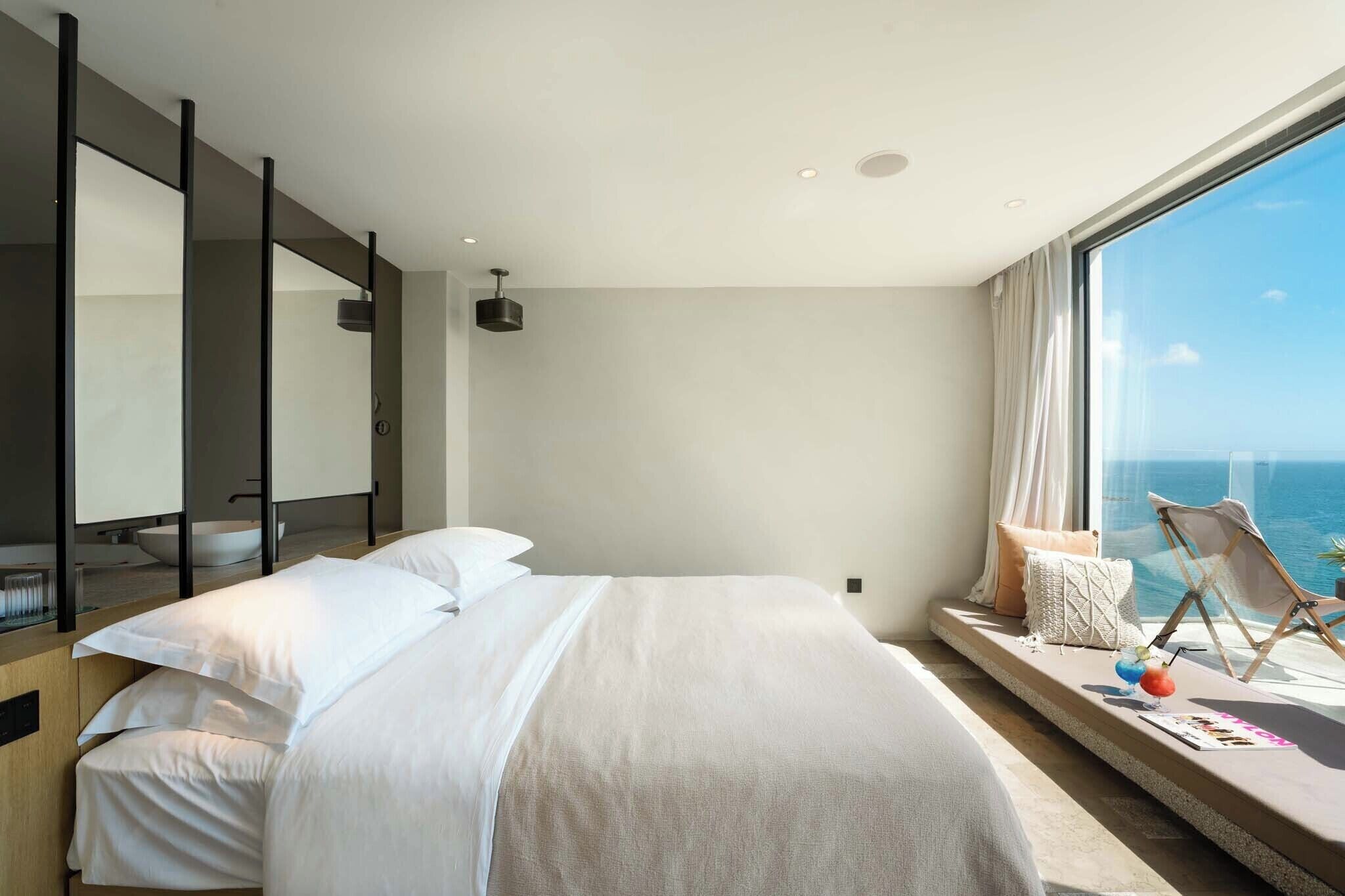Signature dubbelrum - balkong - havsutsikt | Sängtillbehör av högsta kvalitet, individuell inredning och unika möbler