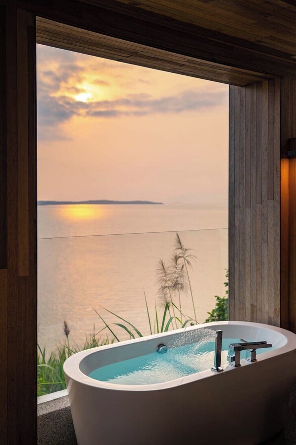 Kamar Double Mewah, balkon, pemandangan laut | Pemandangan dari kamar