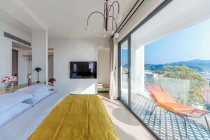 Habitación doble superior, vistas al mar | Ropa de cama de alta calidad, cortinas opacas, sistema de insonorización