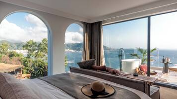 Romantic Double Room, Balcony, Sea View | Premium bedding, minibar, individually decorated, individually furnished