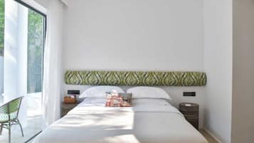 Chambre Double Supérieure, balcon, vue cour intérieure | Literie de qualité supérieure, minibar, rideaux occultants