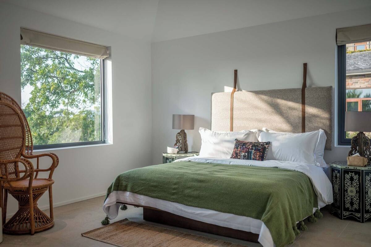 Luxury Double Room, Balcony, Garden View | Premium bedding, minibar, individually decorated, individually furnished