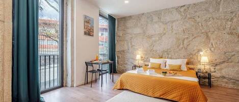 8 sovrum, strykjärn/strykbräda, gratis wi-fi och sängkläder