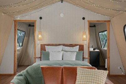 Akuna Estate - Adults Only Glamping (Wallaby)