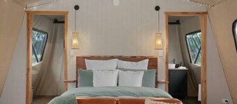 Akuna Estate - Adults Only Glamping (Wallaby)