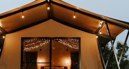 Akuna Estate - Adults Only Glamping (Wallaby)