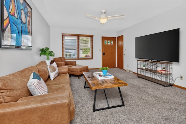 Smart TV, fireplace, table football, ping pong