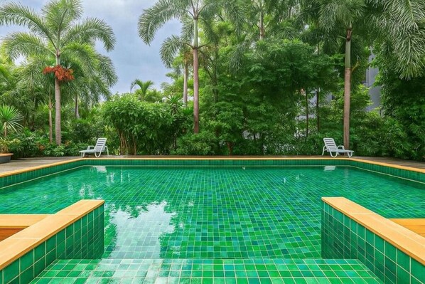 Outdoor pool - Unwind Peaceful Near NaiHarn C200 (Rawai)