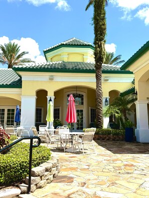 Outdoor dining - Wonderful apartment 10 minutes from Disney (Kissimmee)