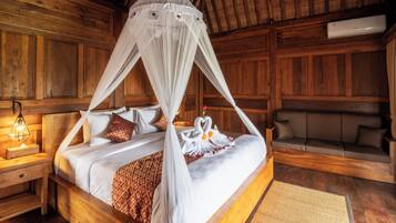 Romantic Villa, Private Pool, Pool View | Minibar, in-room safe, desk, laptop workspace