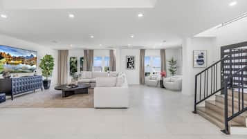 House, Multiple Beds, Patio, Mountain View (Rancho Haven) | Lobby