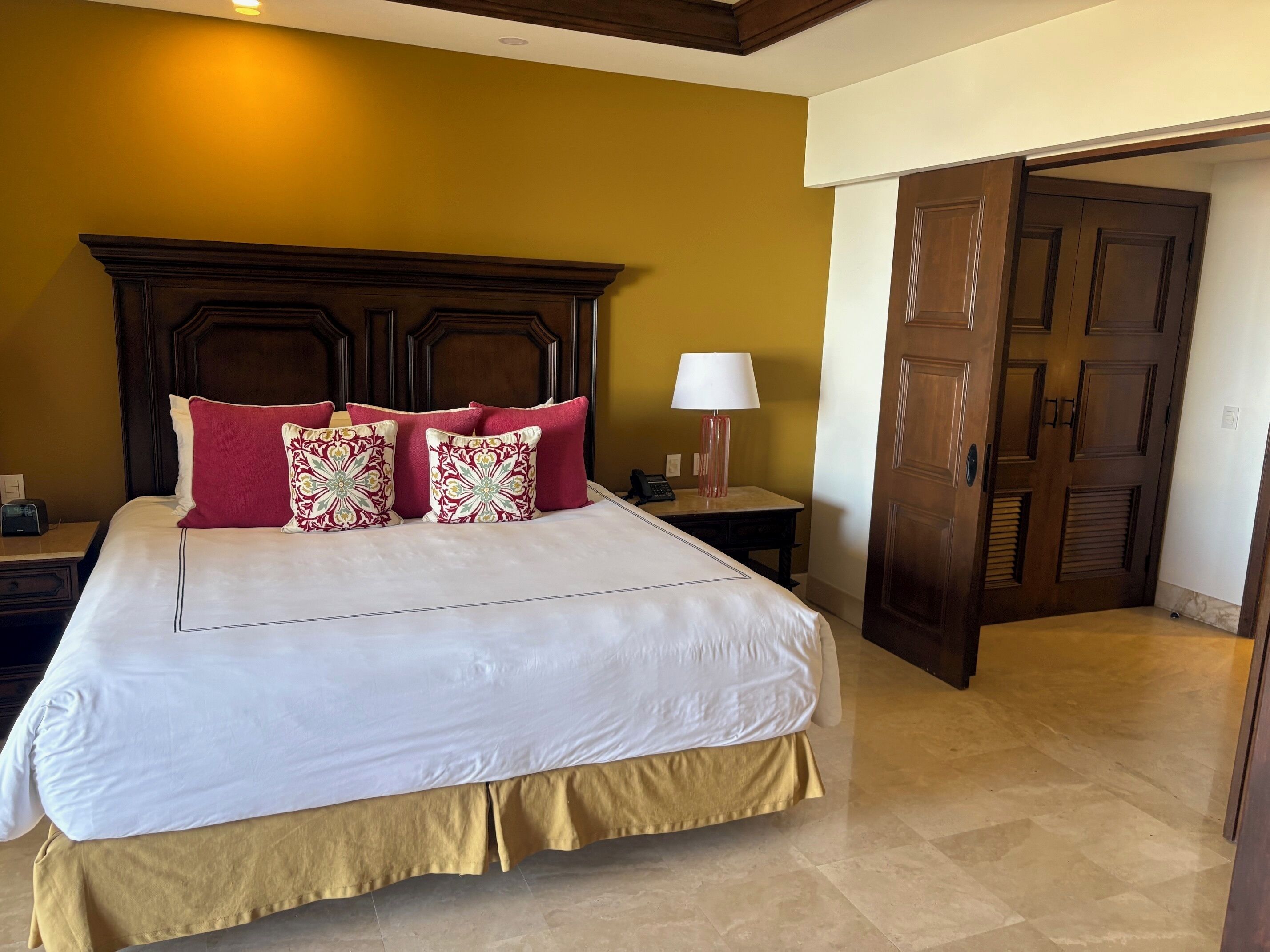 1 多间卧室、熨斗/熨衣板、上网接入