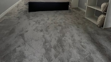 Bügeleisen/Bügelbrett, kostenloses WLAN, Bettwäsche
