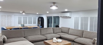 Hoʻonānea I Loko Kailua