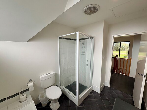 單棟房屋, 多張床, 非吸煙房 | 浴室 | 風筒、提  供毛巾、番梘、洗頭水