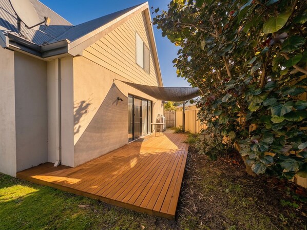 BBQ/picnic area - Relax On Moonshine (Dunsborough)