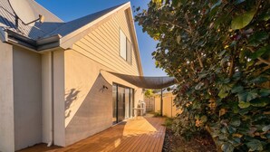 House, Multiple Beds, Non Smoking | Terrace/patio - Relax On Moonshine (Dunsborough)