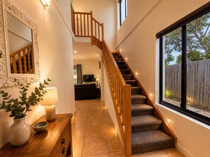 Interior - Relax On Moonshine (Dunsborough)