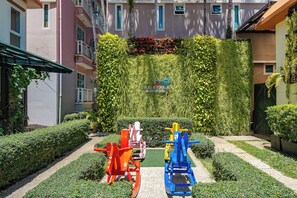 Children’s play area – outdoor