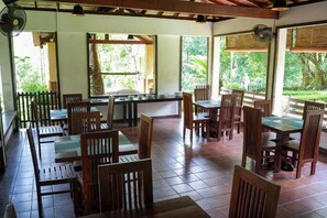 Restaurant - Tappers' Village Nature Resort  (Kiriella)