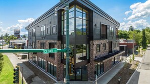 Exterior - Stylish Condo w/ Hot Tub in Heart of Downtown Sandpoint (Sandpoint)