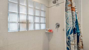 Apartment | 2 bedrooms, Internet