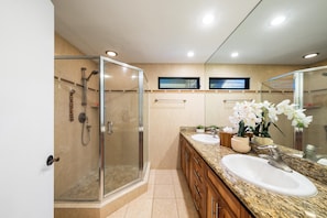 Apartment | 2 bedrooms, Internet