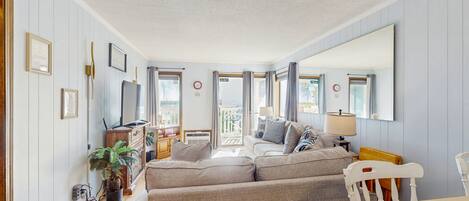 Télévision, cheminée