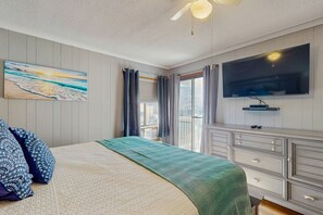 2 bedrooms, iron/ironing board, internet, bed sheets